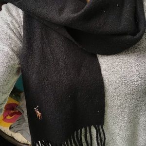 Black scarf